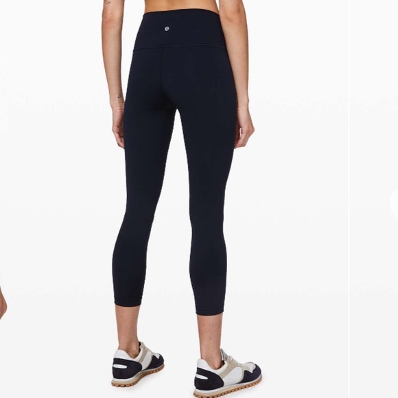 lululemon athletica Pants - LULULEMON Navy Blue Wunder Under High Rise Leggings size 2